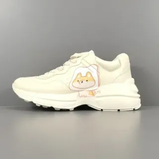 Off-White Tênis chunky lifestyle com gráfico de cachorro cartoon em cream
