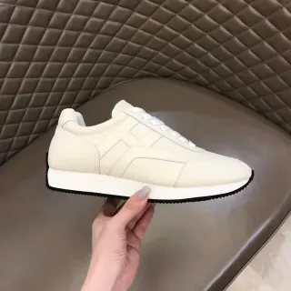 Off-White حذاء أحادي اللون بألواح أسلوب الحياة
