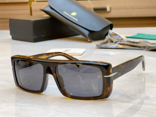 Oversized Rectangular Glossy Black Gradient Blue-Purple Sunglasses 9