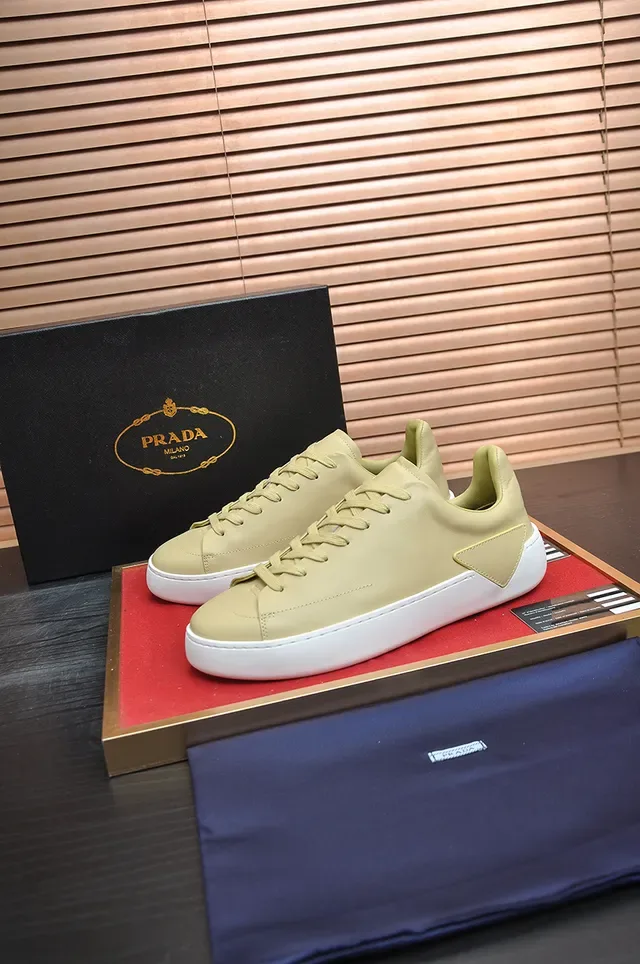 Pale Yellow Low-Top Platform Sneaker 4