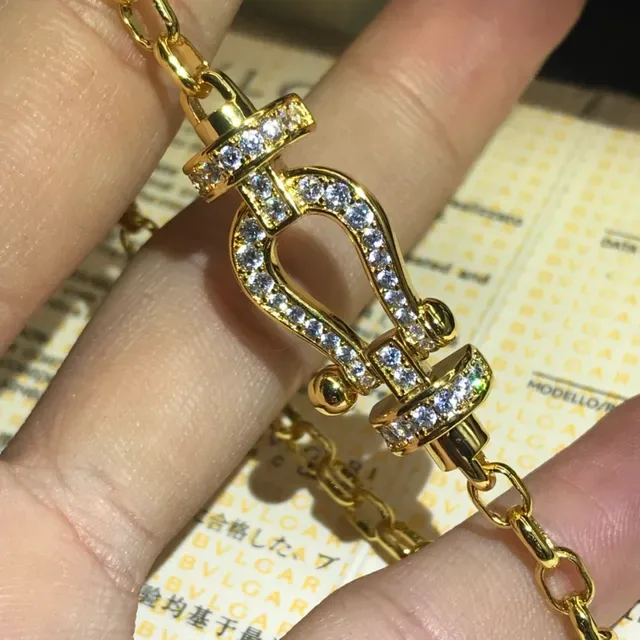 Pavé Crystal U-Shackle Pendant Chain Jewelry 2