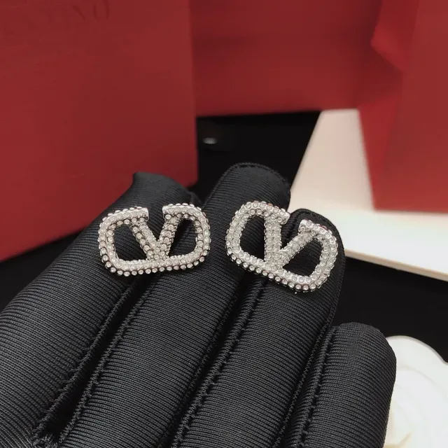 Pavé-Set Double-B Motif Stud Earrings 4
