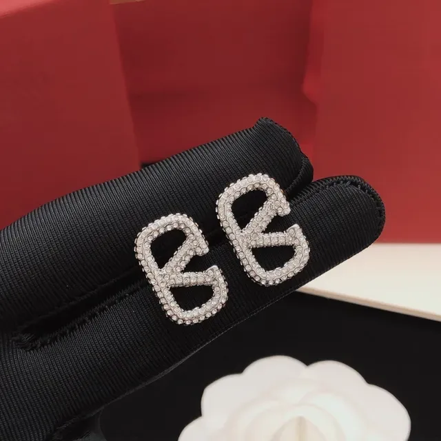 Pavé-Set Double-B Motif Stud Earrings 7