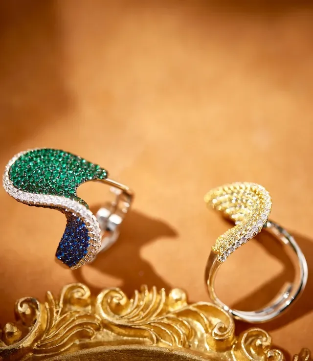 Pavé-Set Pink and White Gemstone Sculptural Wave Ring 2