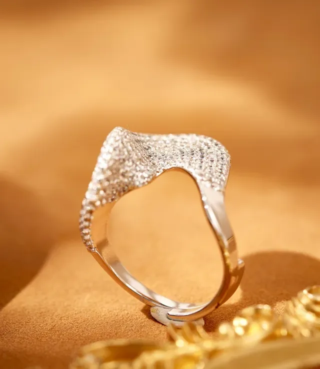 Pavé-Set Pink and White Gemstone Sculptural Wave Ring 4