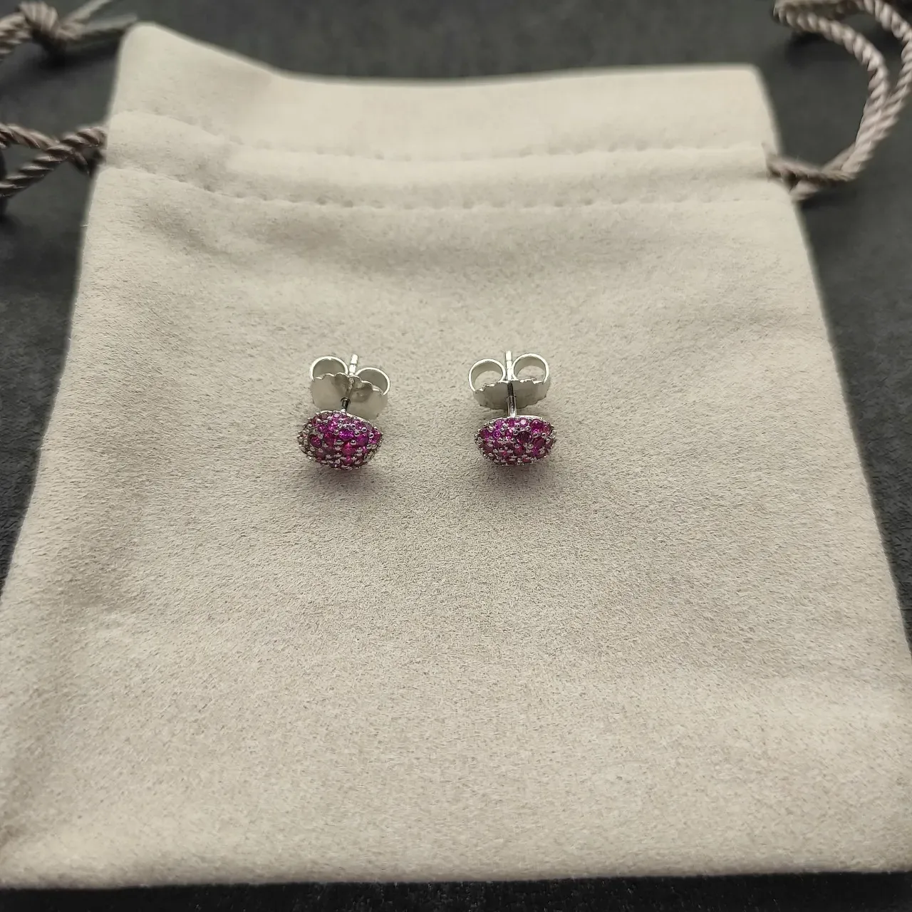Pavé-Set Red Gemstone Cushion Stud Earrings 3