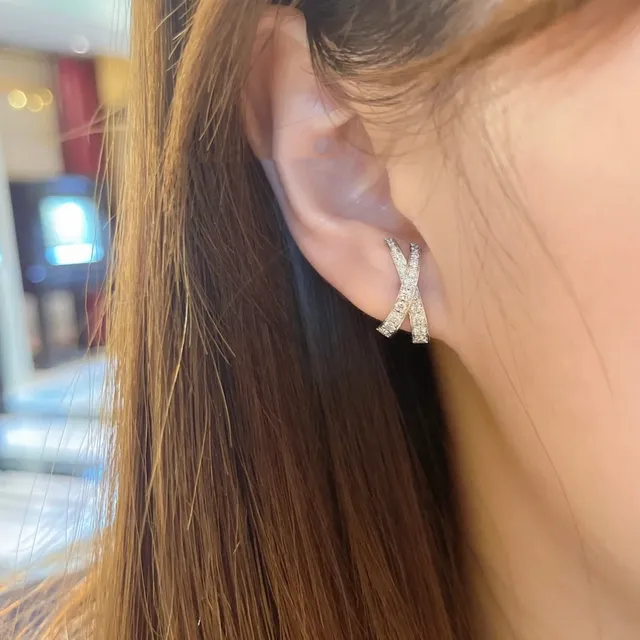 Pavé-Set X-Shape Double-Bar Stud Earrings 5
