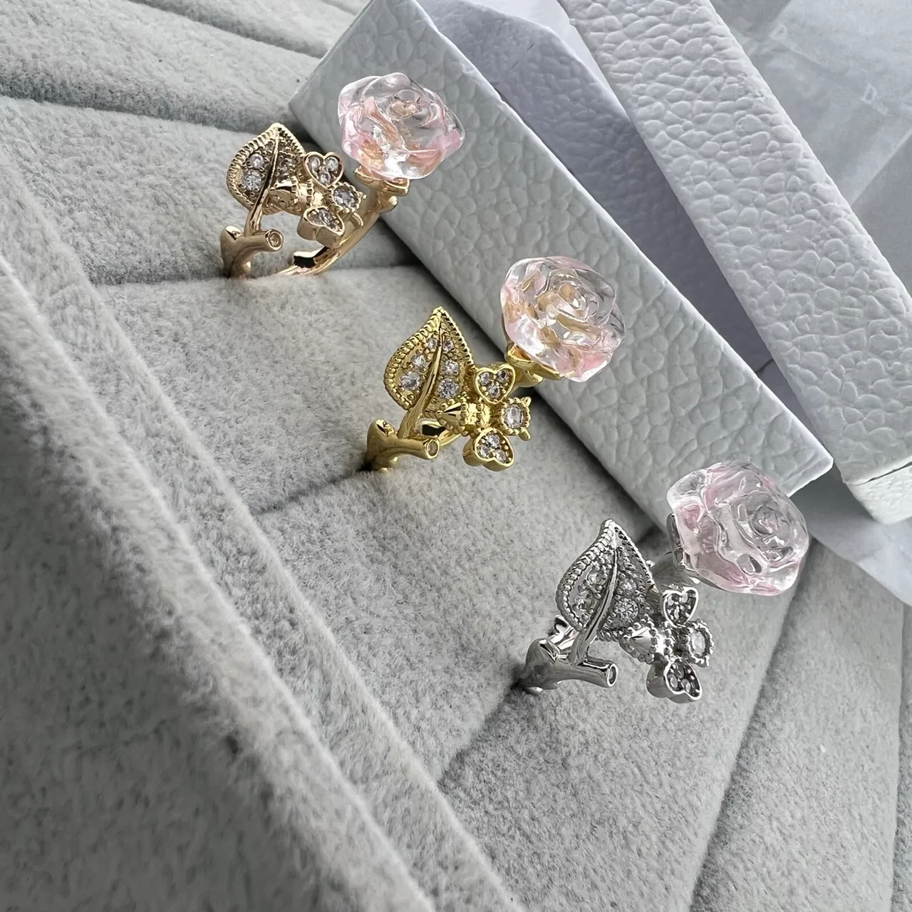 Pink Gold Rose-Shaped Cabochon Butterfly Motif Earrings 6