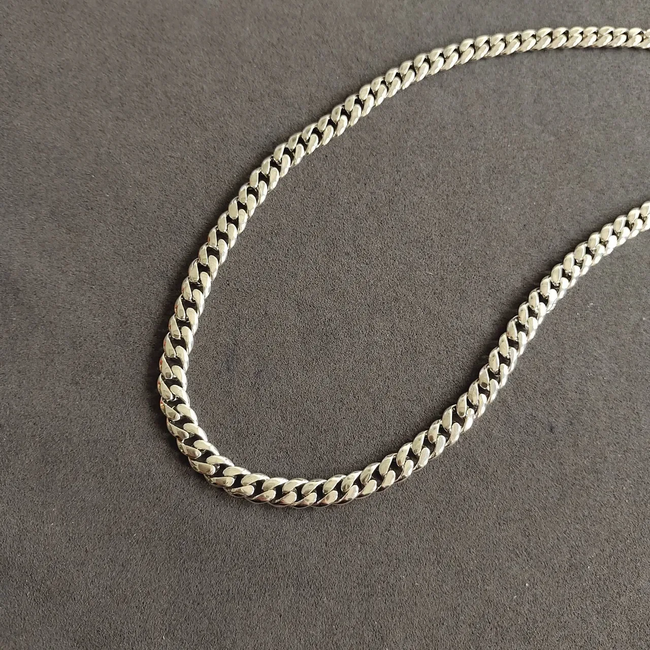 Polished Silver-Tone Curb-Link Chain Necklace 3