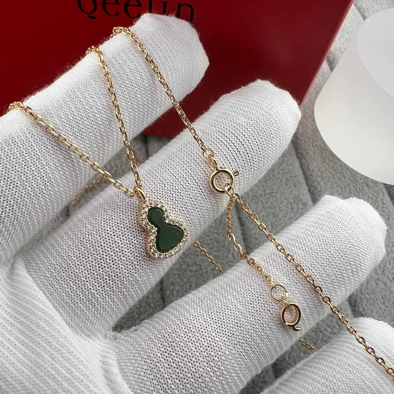 qeelin Wulu Heart Gold Red Pendants Pavé Diamond Borders Necklace 2