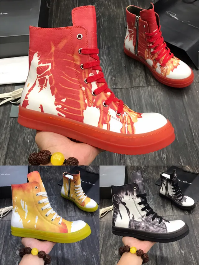 Botas de tobillo rojo y blanco con impresión gráfica high-top 2