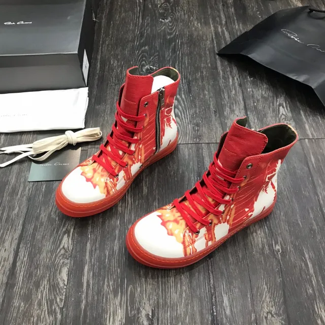 Botas de tobillo rojo y blanco con impresión gráfica high-top 9