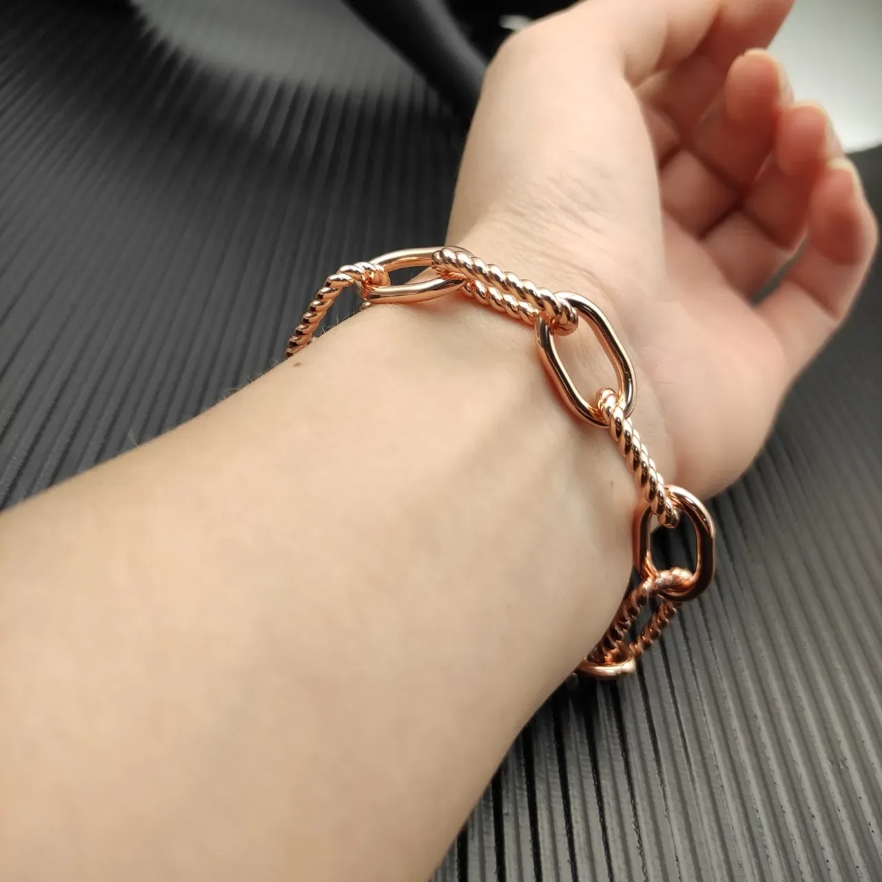 Rose Gold Chunky Chain-Link Twisted Link Bracelet 5
