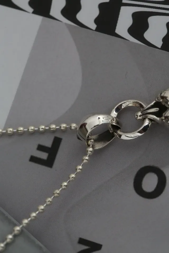 Sculptural Open-Mouth Motif High-Polish Silver Necklace 3