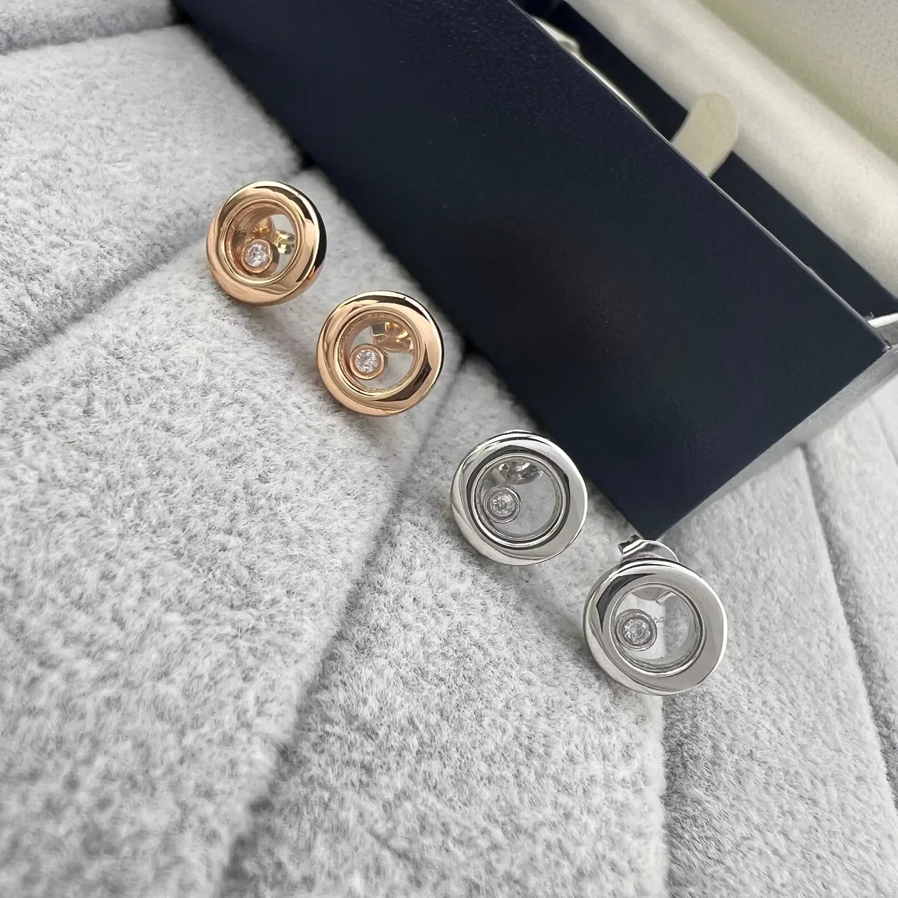 Silver and Rose Gold Rotating Disc Stud Earrings 4