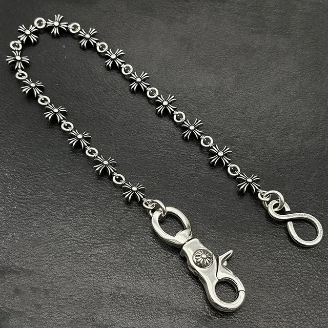 Silver Black Rose-Embossed Spherical Links Polished Necklace 2