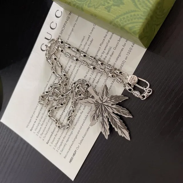 Silver Blue Leaf-Shaped Pendant Turquoise Cabochon Necklace 4