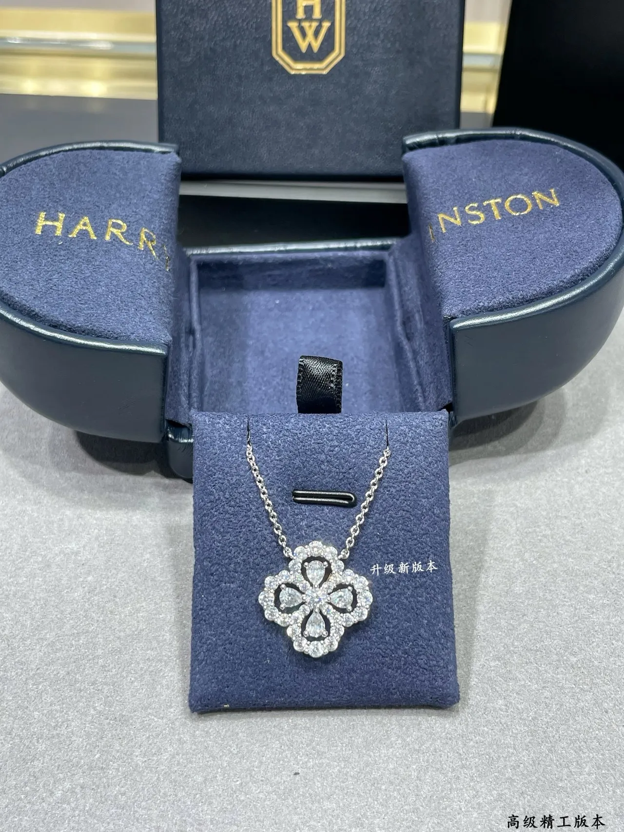 Silver Flower Pavé Pendant Necklace 7