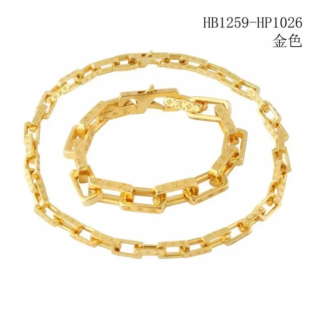 Silver Gold Chunky Link Chain Engraved Surface Detail Necklace 4