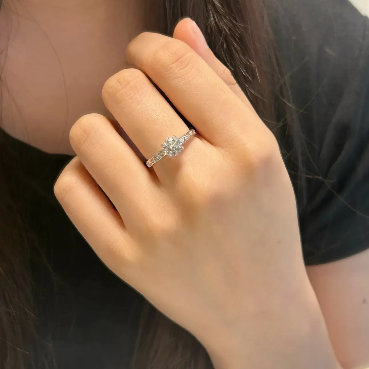 Silver Gold Solitaire Center Stone Pavé-Set Shoulders Ring 9