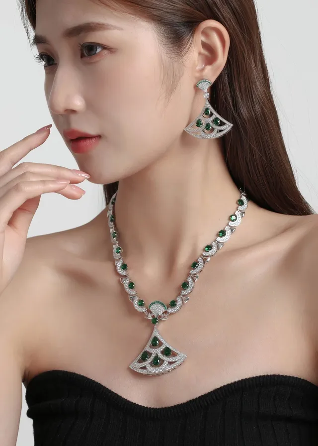 Silver Green Fan-Shaped Openwork Pavé Diamond Border Earrings 3