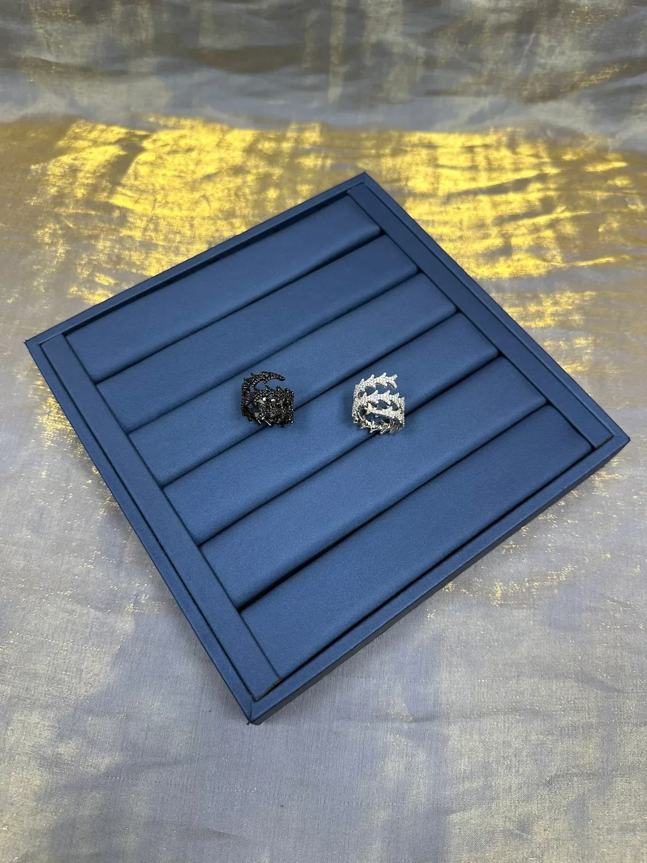 Silver Navy Crown-Shaped Pavé-Set Jewelry 5