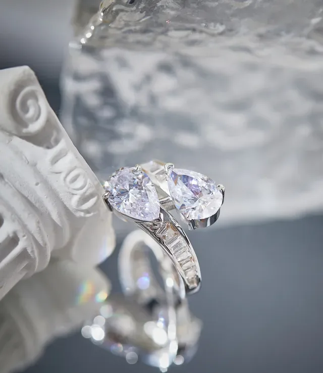 Silver Pear-Cut Twin-Stone Split Shank Ring 3