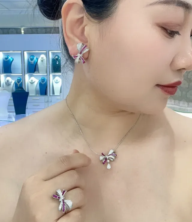 Silver Pink Bow-Shaped Pendant Baguette-Cut Ruby Accents Necklace 3