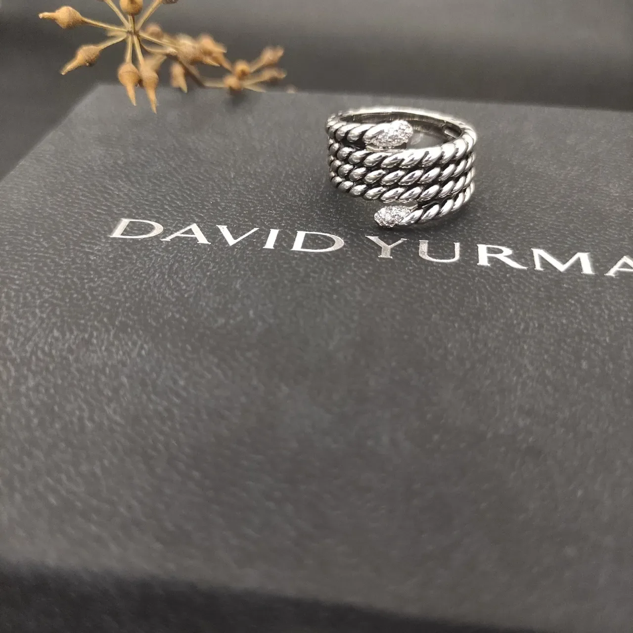 Silver White Coiled Scale-Textured Band Multi-Row Wrap Design Ring 7