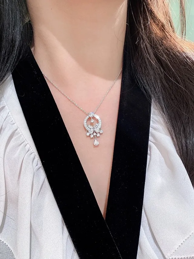 Silver White Halo-Circle Pendant Floral Motif Necklace 2