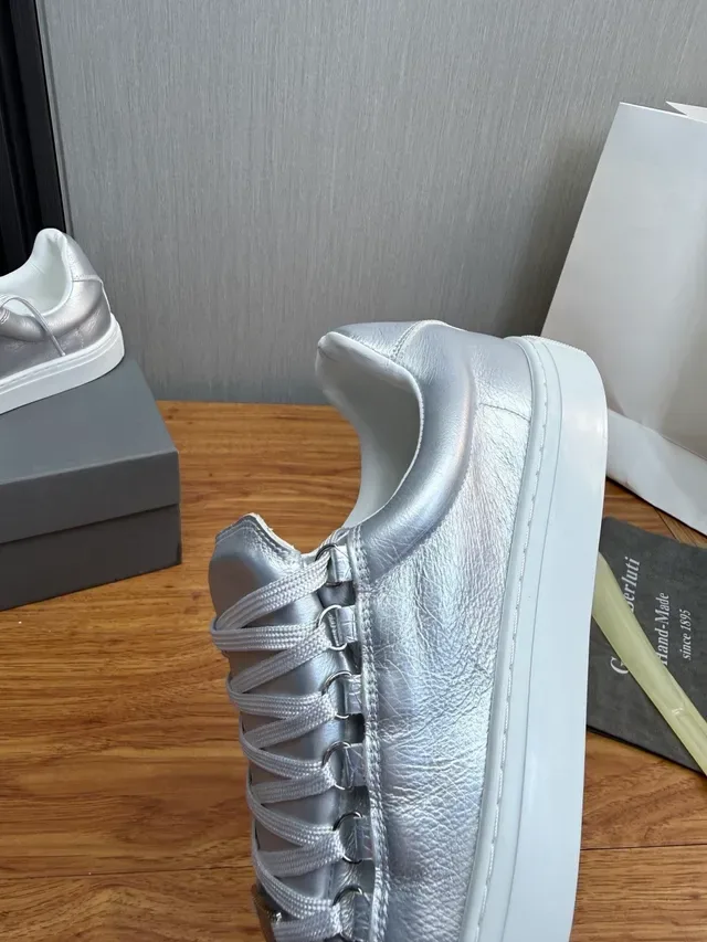 Silver White Metallic Leather Upper Rubber Cupsole Sneakers 9