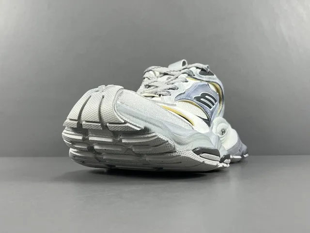 Skechers Gray Silver Oversized Sole Layered Mesh And Synthetic Upper Chunky Sneakers 14