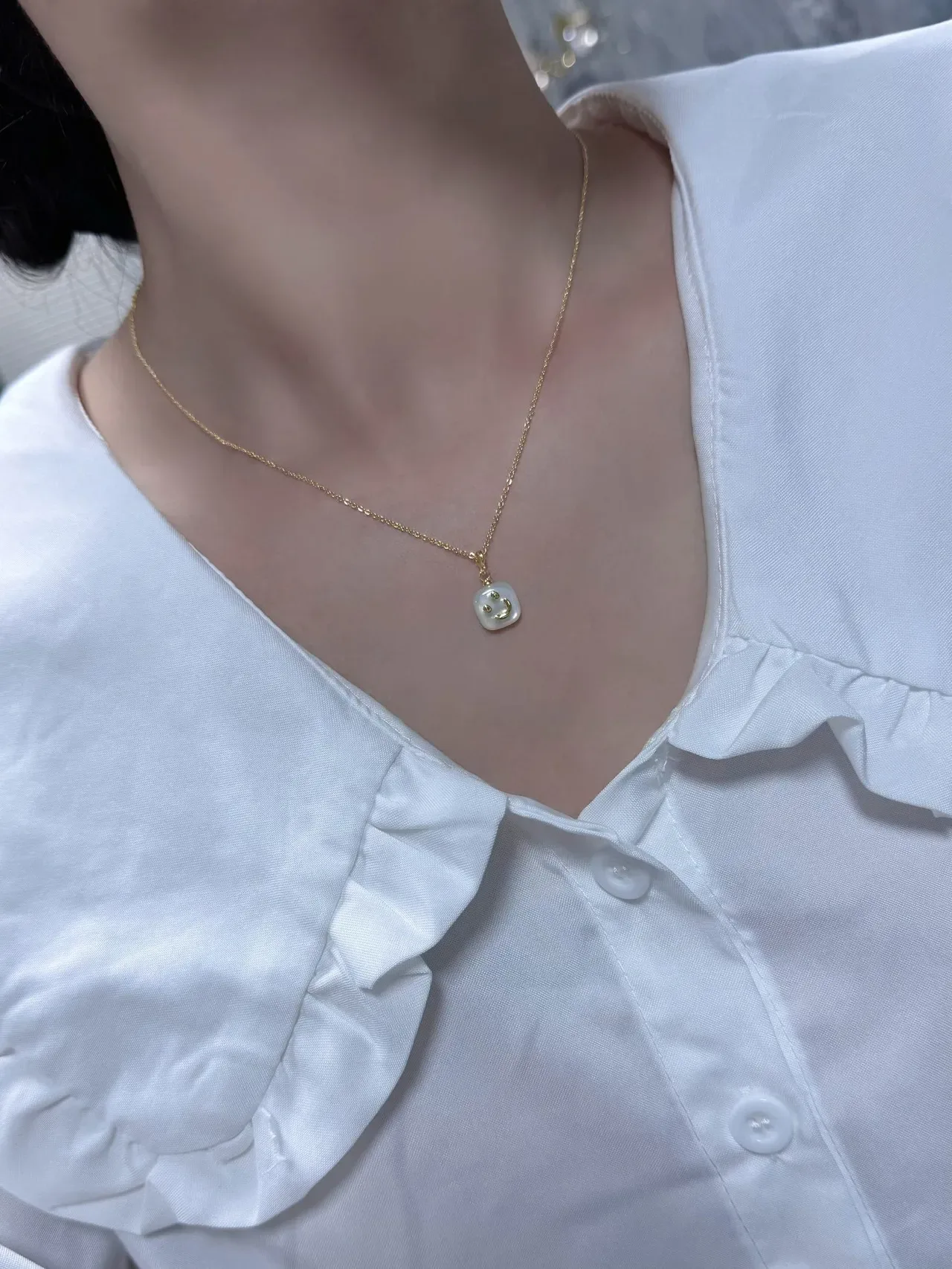Smiley Face Pearl Pendant Necklace 3