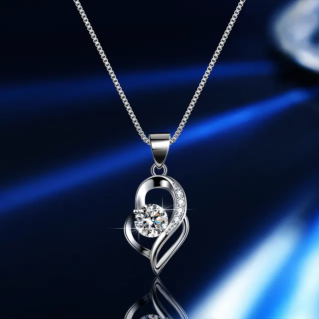Solitaire Six-Prong Round Cut Pendant Necklace 22