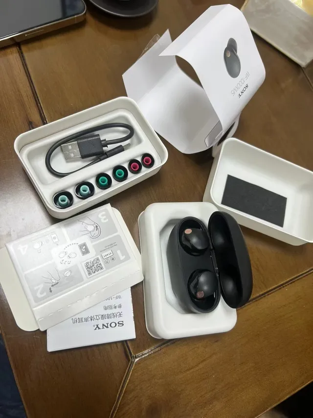 Sony WF-1000XM5 White Gray Compact Matte-Finish TWS Earbuds 8