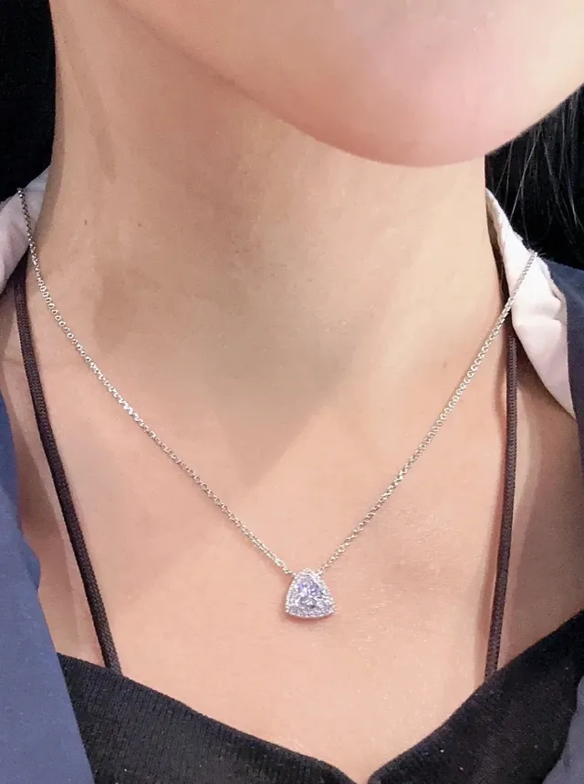 Triangular Faceted Stone Pendant Necklace 3