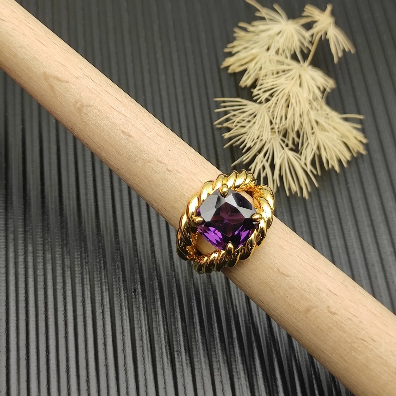 Twisted Rope Band Cushion-Cut Amethyst Ring 9