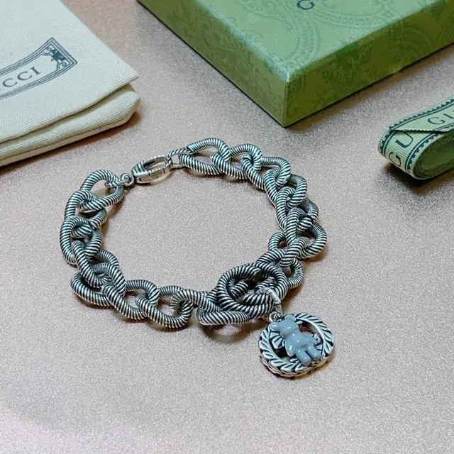 Twisted Rope-Link Enamel Bear Charm Bracelet 4