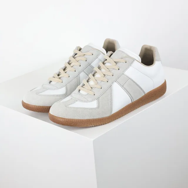 White and Gray Suede Leather Panelled Low-Top Lifestyle Sneakers 2