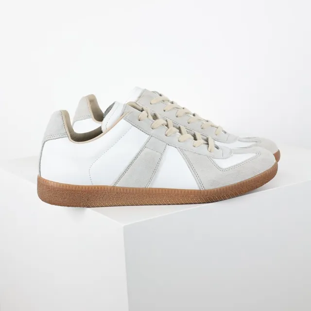 White and Gray Suede Leather Panelled Low-Top Lifestyle Sneakers 3
