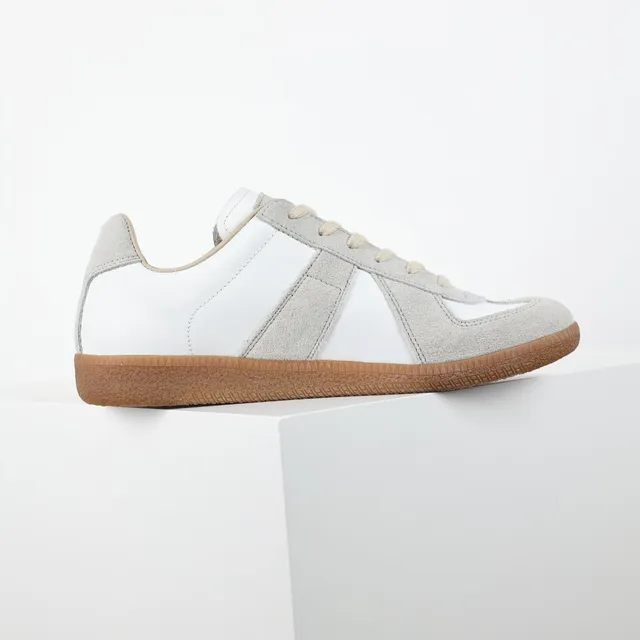 White and Gray Suede Leather Panelled Low-Top Lifestyle Sneakers 7
