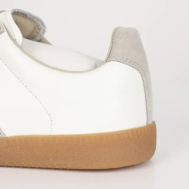 White and Gray Suede Panelled Low-Top Lifestyle Sneaker 4
