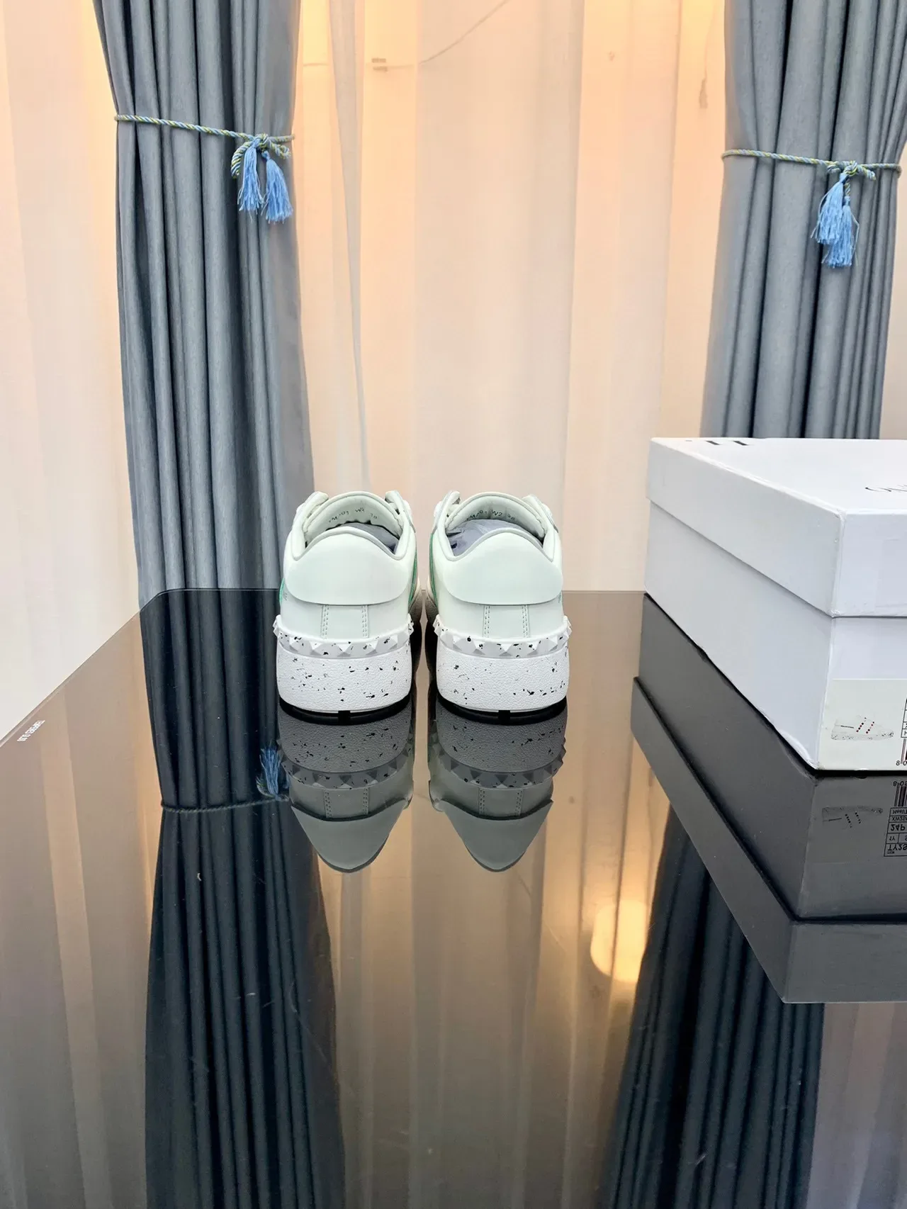 White and Green Strap Lifestyle Sneakers 4