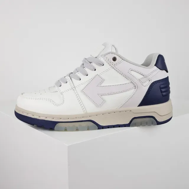 White and Navy Panelled Low-Top Sneaker 9