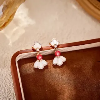 White and Red Fan-Shaped Crystal-Detailed Dangling Earrings