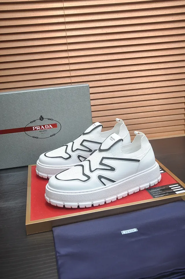 White Black Slip-On Platform Sole Sneakers 4