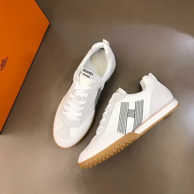 White Brown Low-Top Gum Sole Sneakers 9