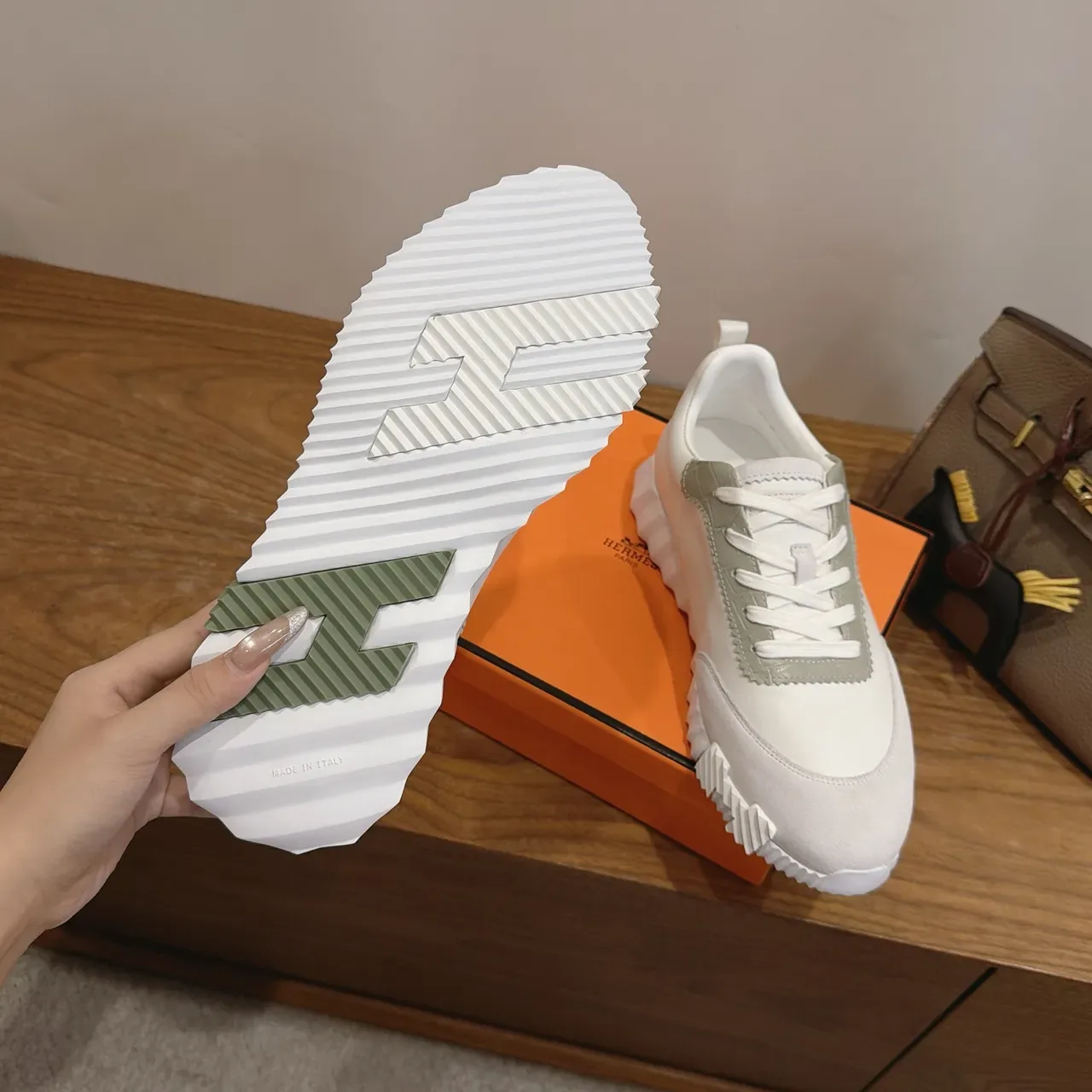 White Green Sculpted Ridged Midsole Layered Suede And Smooth Leather Panels Sneakers 3