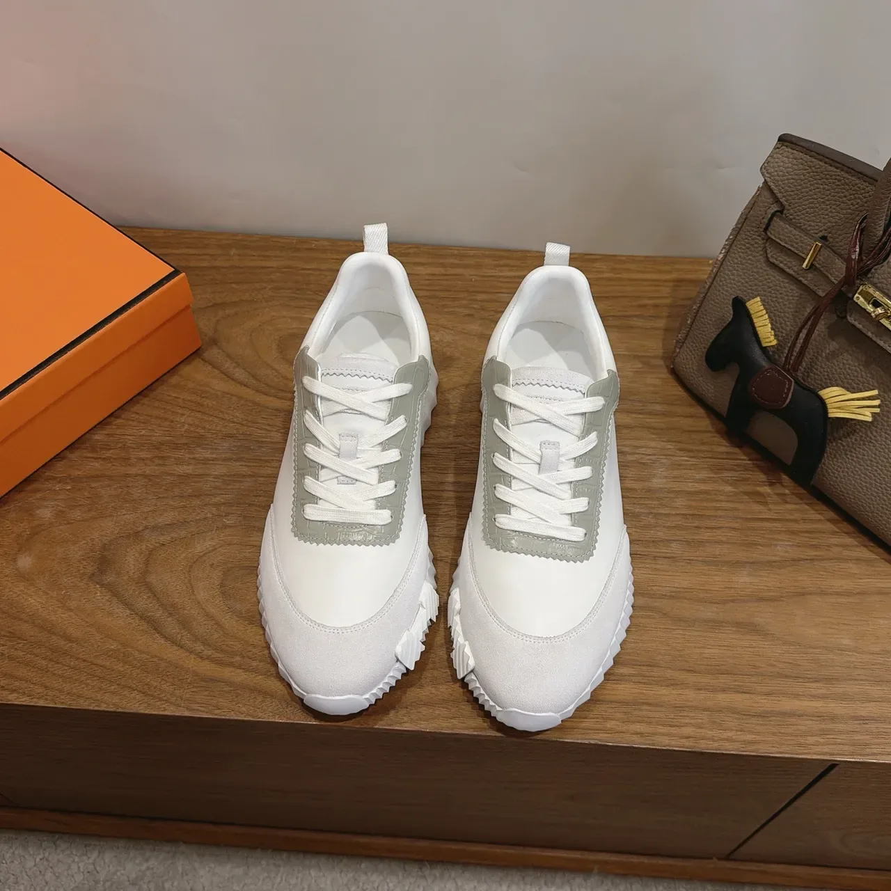 White Green Sculpted Ridged Midsole Layered Suede And Smooth Leather Panels Sneakers 5