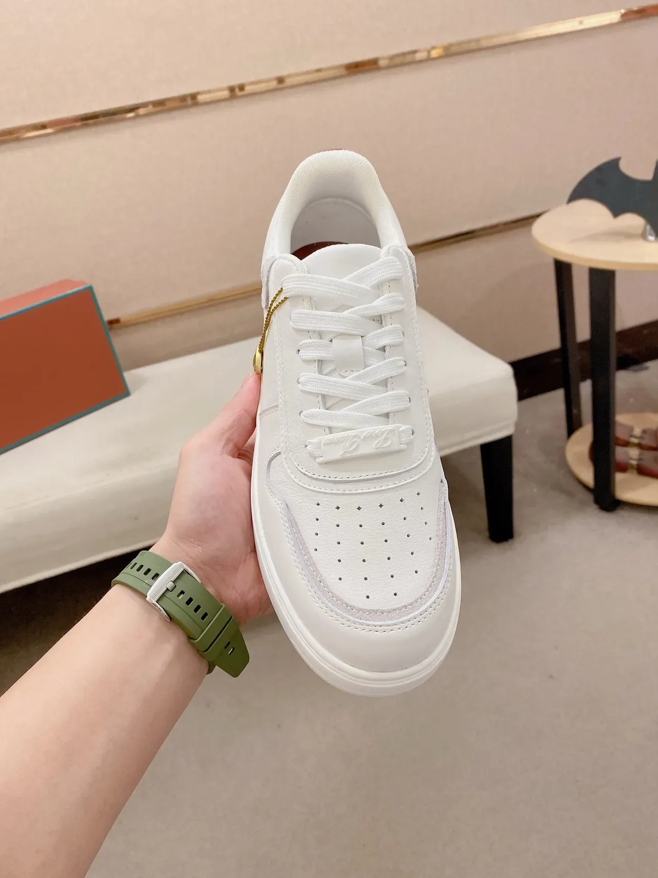 White Panelled Low-Top Lifestyle Sneaker 5